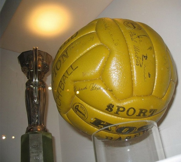 Swiss World Champion - Switzerland (1954)